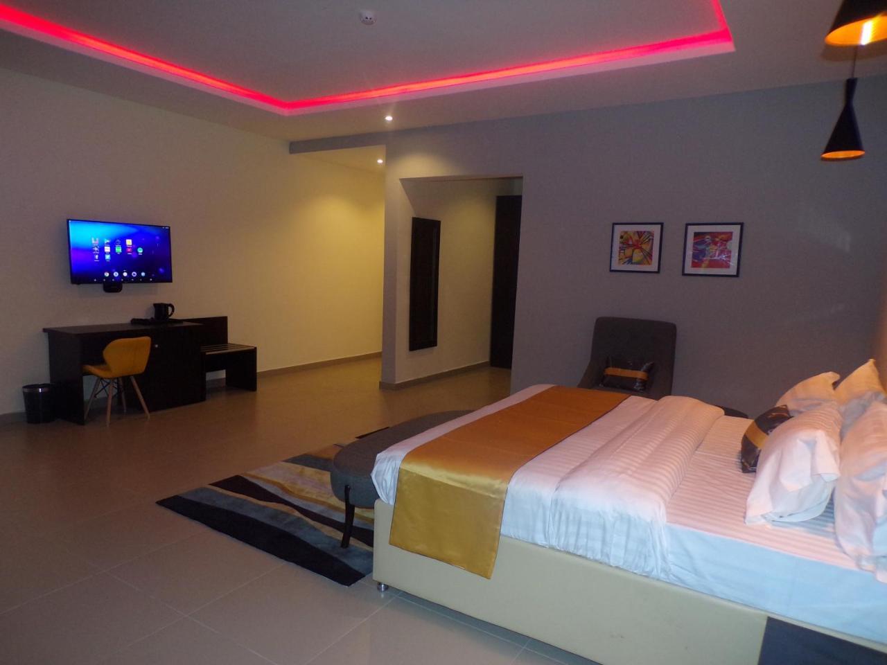 The Mayhill Lekki Exterior foto